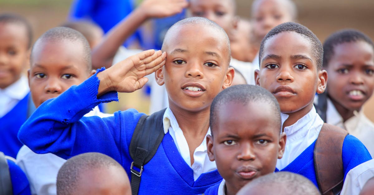 The Role of Praise in Fostering Positive Relationships
